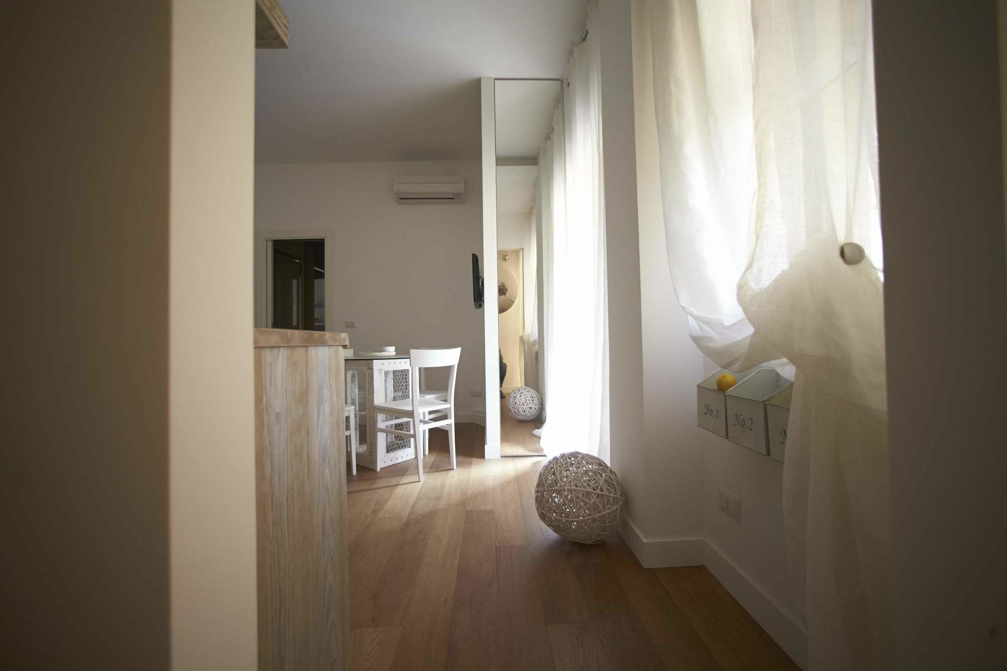 Ferrini Home - Suites CTA Exteriör bild