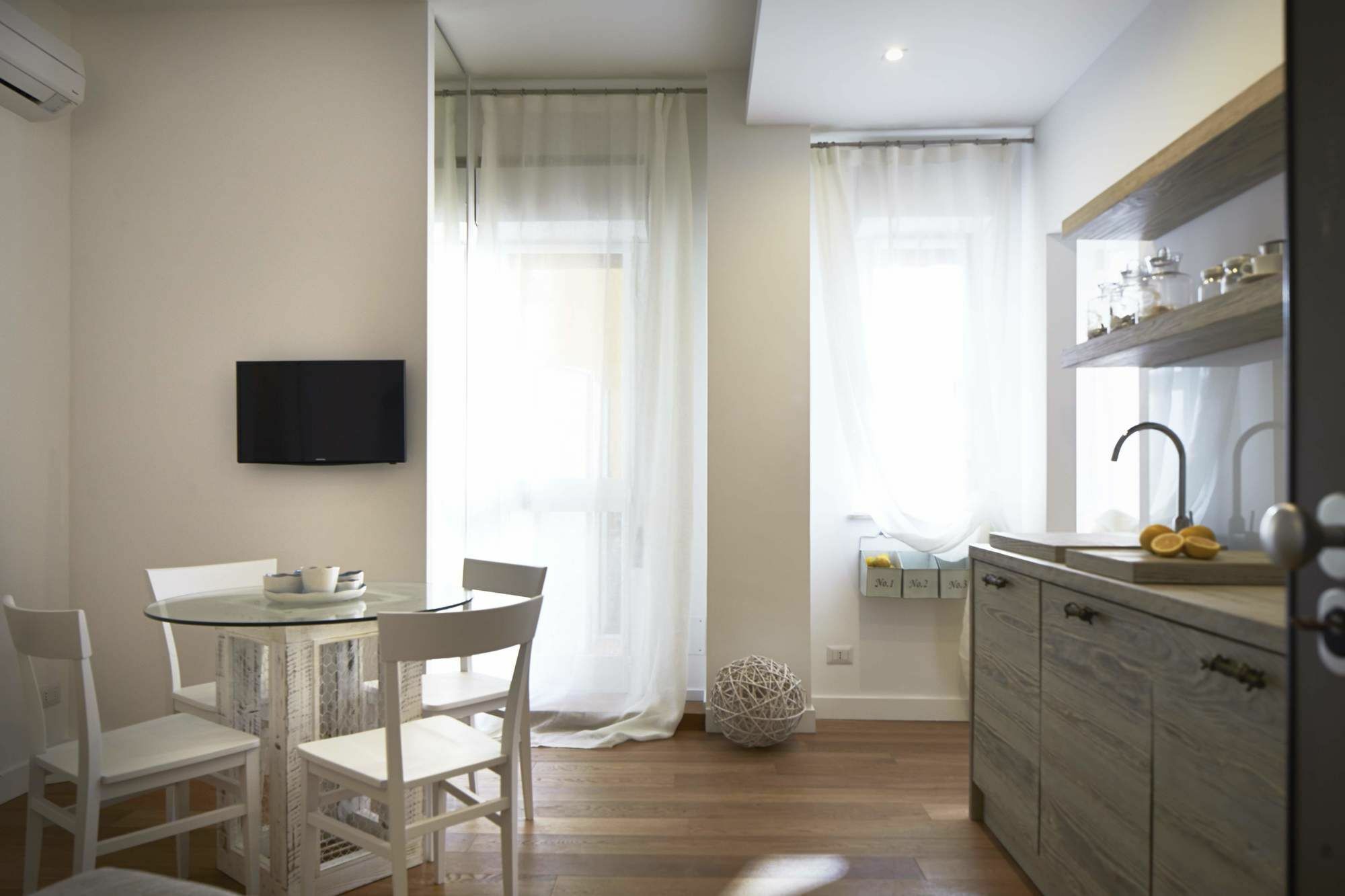 Ferrini Home - Suites CTA Exteriör bild